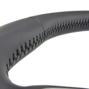 Originalen športni volan iz usnja Audi A3 8V, Audi A4 B8, Audi A5 8T (2013-16) črn