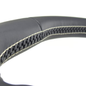 AKCIJA ODPRODAJA Multifunkcijski športni volan iz usnja Audi A3 8V + cabriolet črno/bel