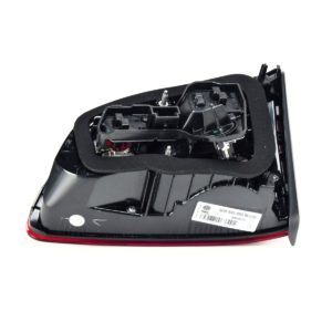 Zadnja notranja luč VW Golf 7 leva stran